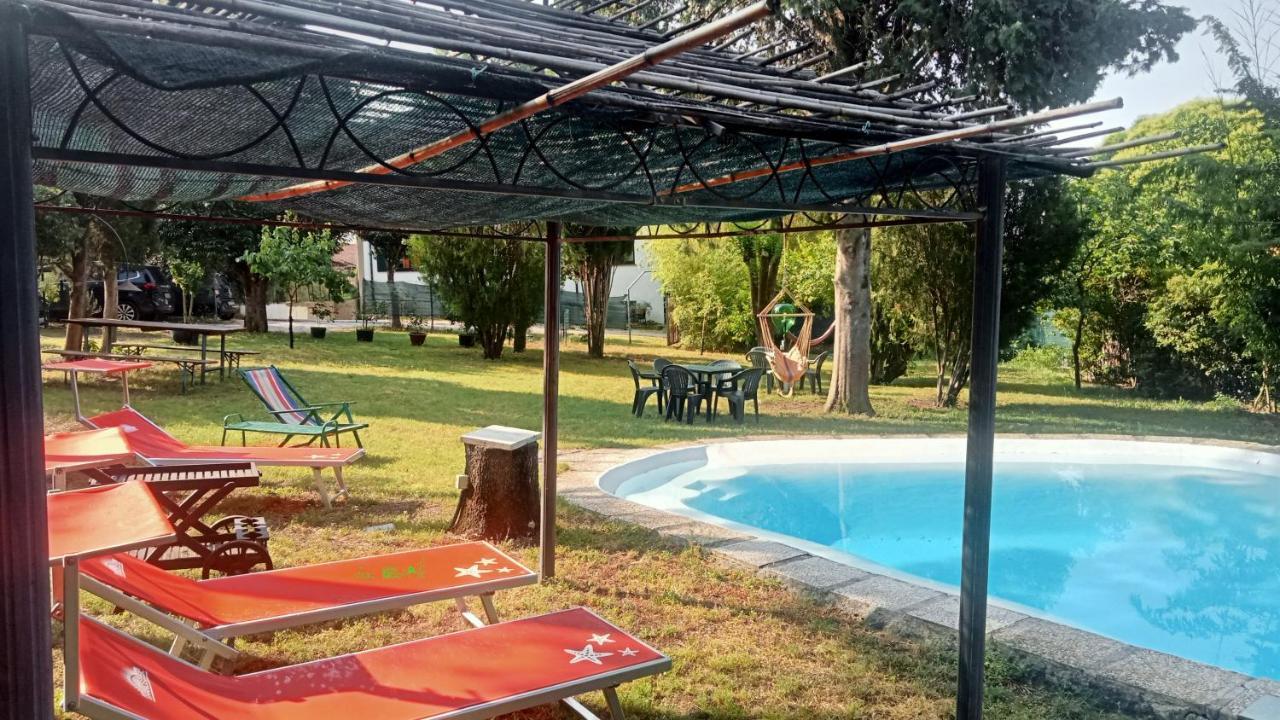 Villa Con Piscina In Umbria Foligno Exterior foto